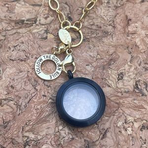 Origami Owl Living Locket Necklace